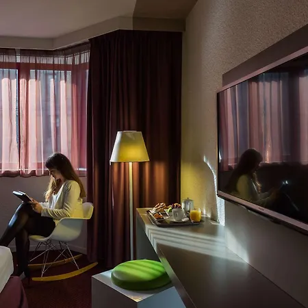 Mercure Centre Отель 4*