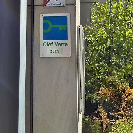 Mercure Centre Hotel 4*