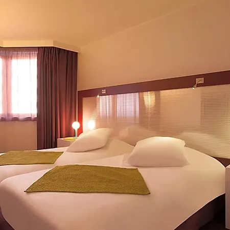 Отель Mercure Centre