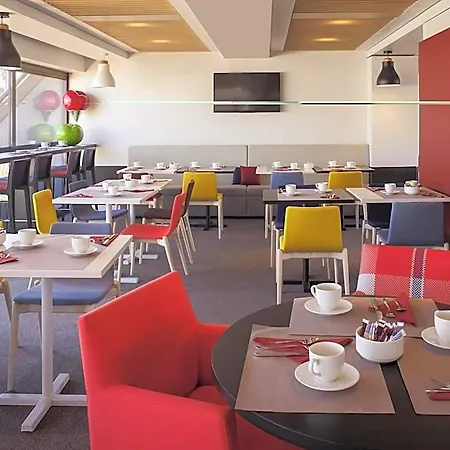 Отель Mercure Centre 4*
