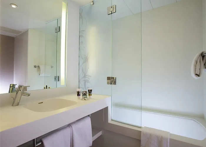 Mercure Centre Hotel